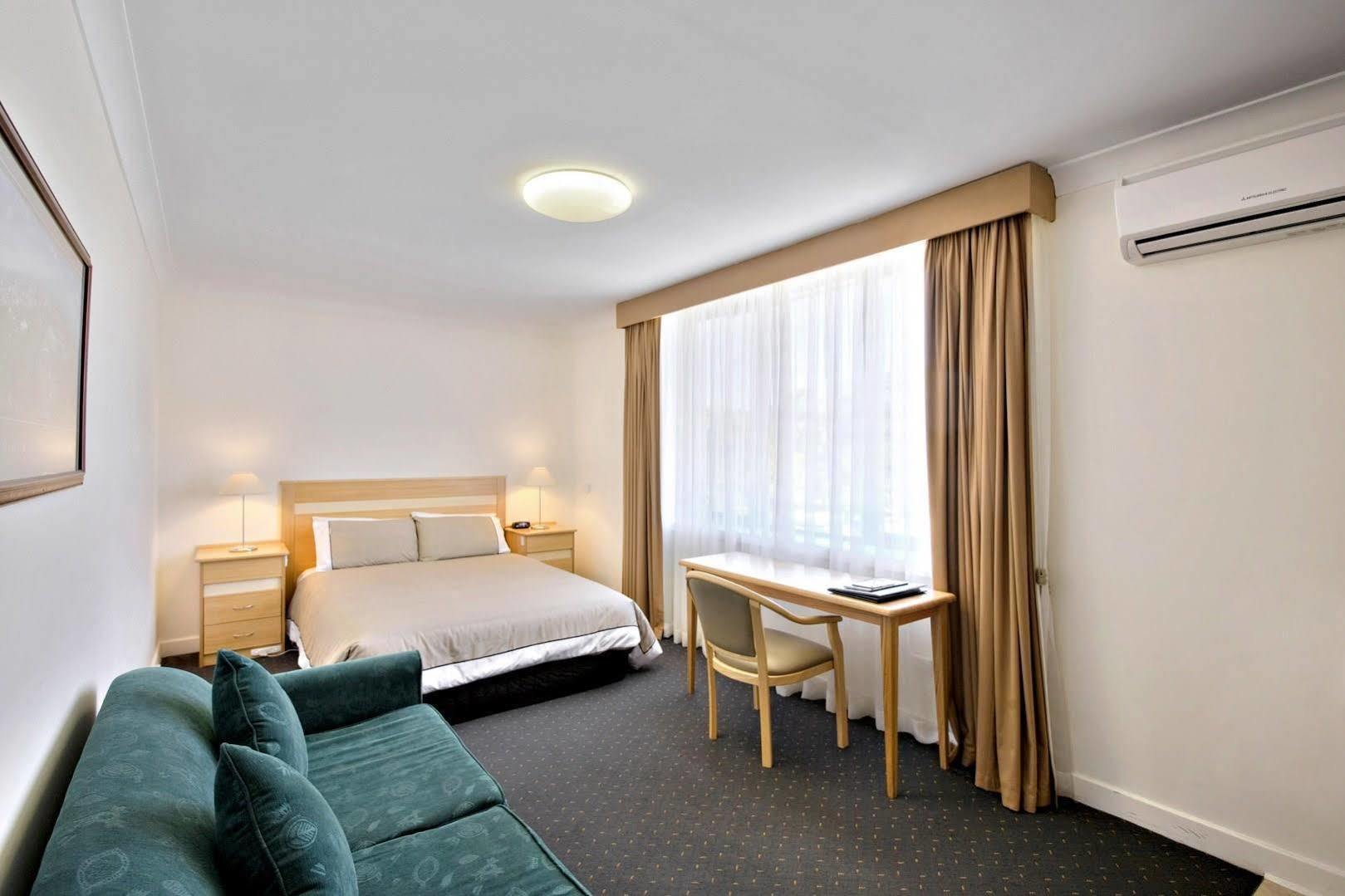 Melbourne'S Princes Park Hotel Kültér fotó
