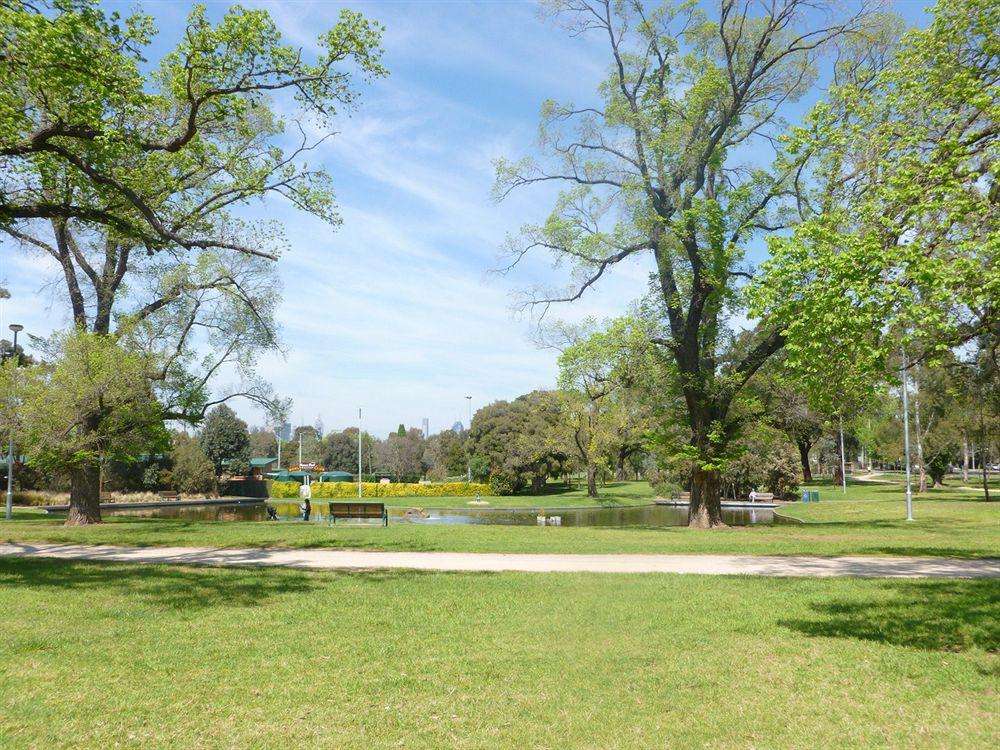 Melbourne'S Princes Park Hotel Kültér fotó